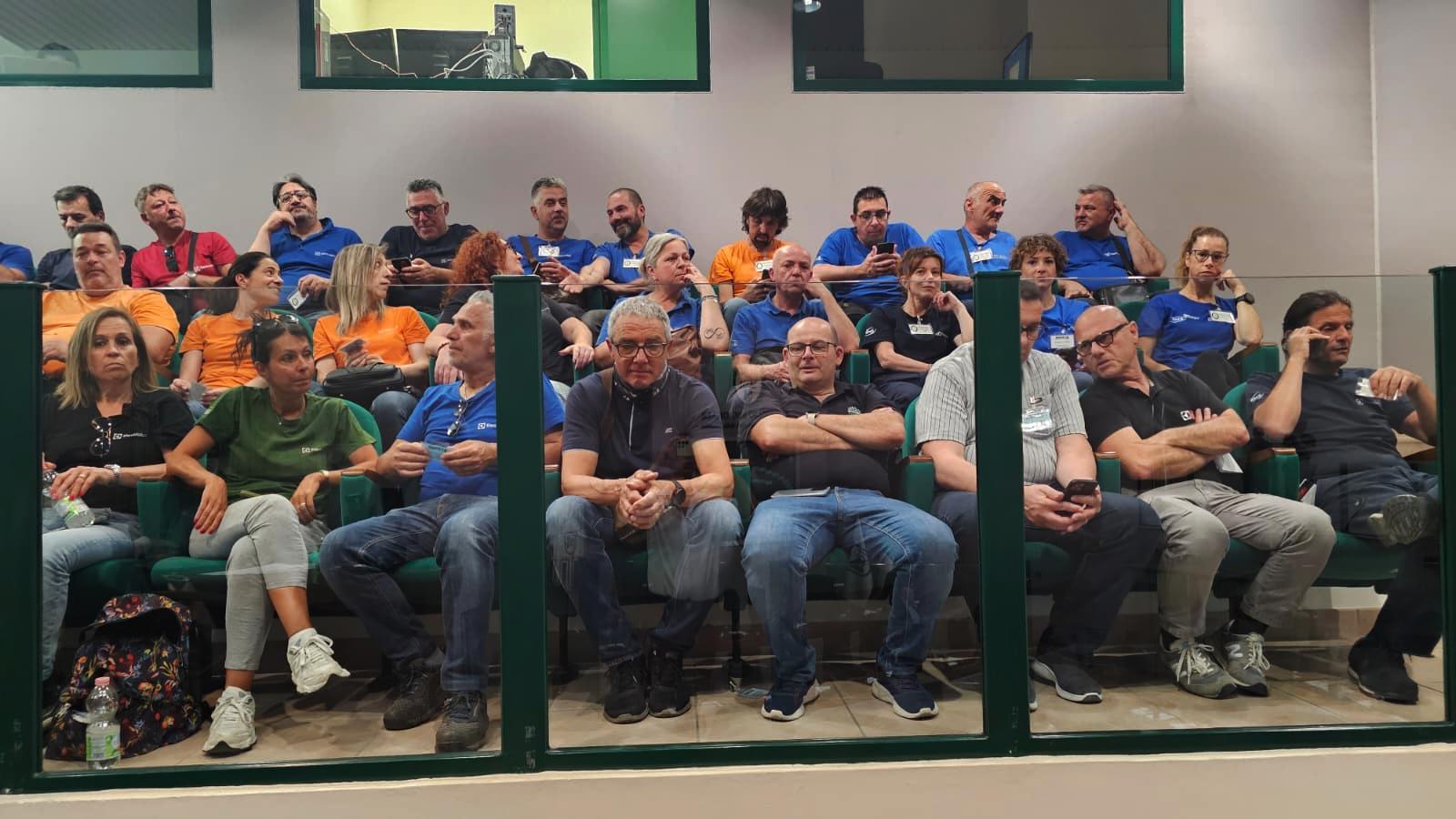 Vertenza Electrolux, mozione unanime del Consiglio regionale