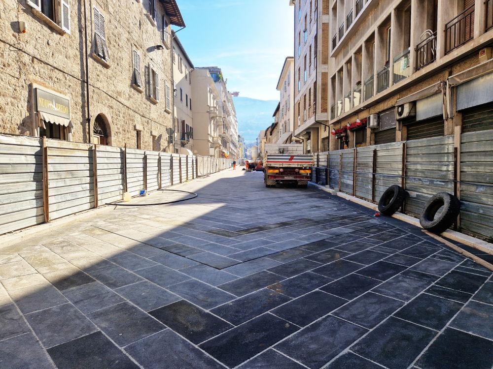 Regolamentazione della circolazione veicolare in corso Trento e Trieste e in piazza Simonetti in seguito al completamento dei lavori di riqualificazione 
