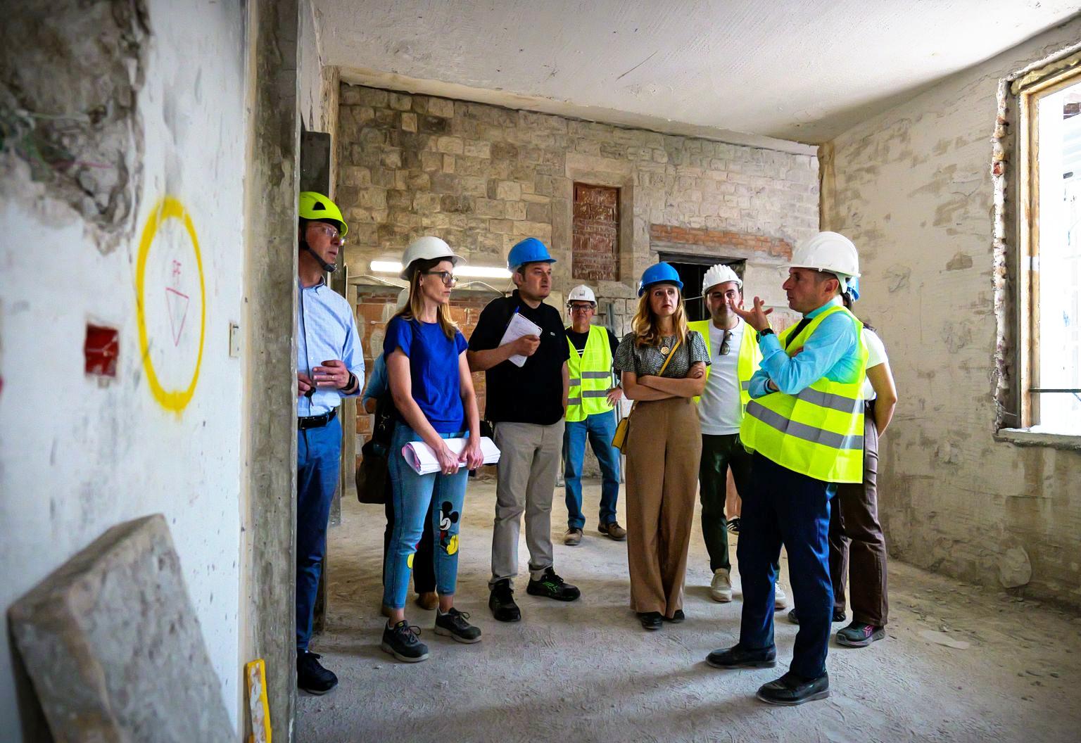 Lavori all'ex convento San Domenico: si realizzeranno 37 alloggi per giovani e anziani, con spazi polifunzionali per attività ricreative e culturali