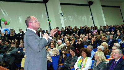 Castelli in testa ad Ascoli dopo il 10 per cento di schede scrutinate