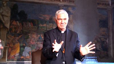 Il vescovo D'Ercole fa gli auguri a tutti gli eletti