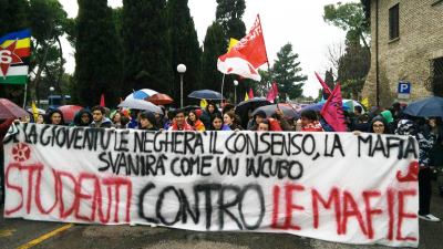 Gli studenti di 'Robin Hood' alla XXI Giornata della memoria contro le mafie