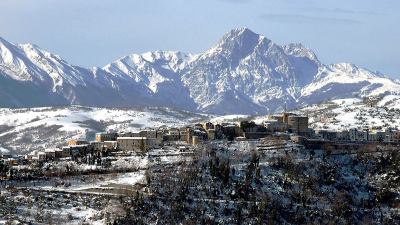 Terremoto, estratti vivi dalle macerie un bimbo e sua madre a Castiglion Messer Raimondo