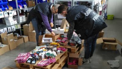 'Operazione Fidelio': Eseguiti 11 arresti, sequestrati oltre 10.000 farmaci non autorizzati e pericolosi per la salute