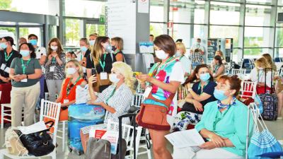 Marche-Russia: da Mosca all’aeroporto di Falconara la delegazione di operatori turistici e giornalisti. Serata inaugurale ad Ascoli Piceno. Domani in vista nel Fermano e nel Maceratese