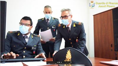 Operazione 'Easy Money' delle Fiamme Gialle di Ascoli Piceno e dei Carabinieri di Chieti: Eseguite 13 ordinanze di custodia cautelare e sequestrati oltre 11 milioni di euro