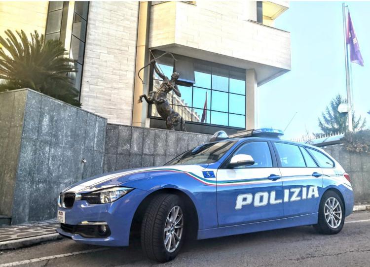 Polizia Stradale blocca Pullman in partenza per gita scolastica con gravi irregolarità	