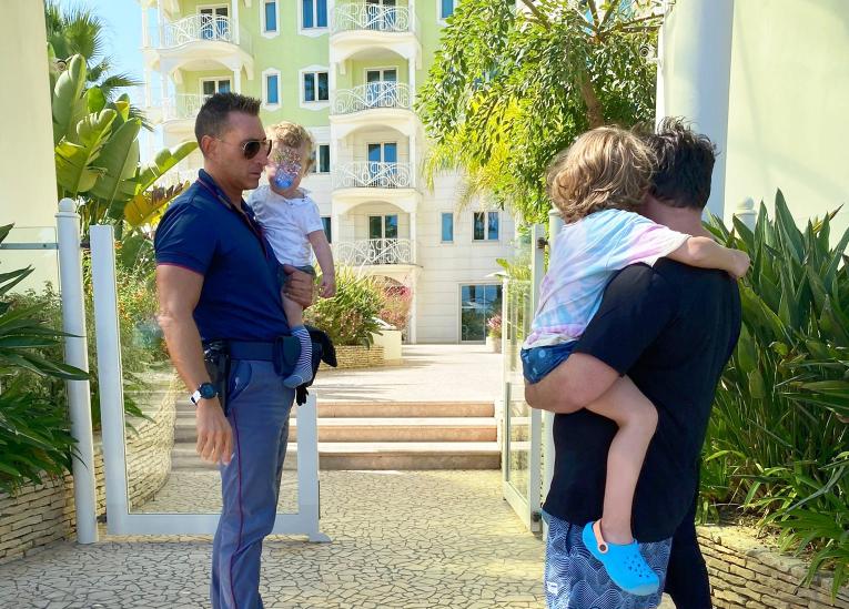 La Polizia ritrova bambino tedesco di 4 anni smarritosi sul lungomare di San Benedetto del Tronto